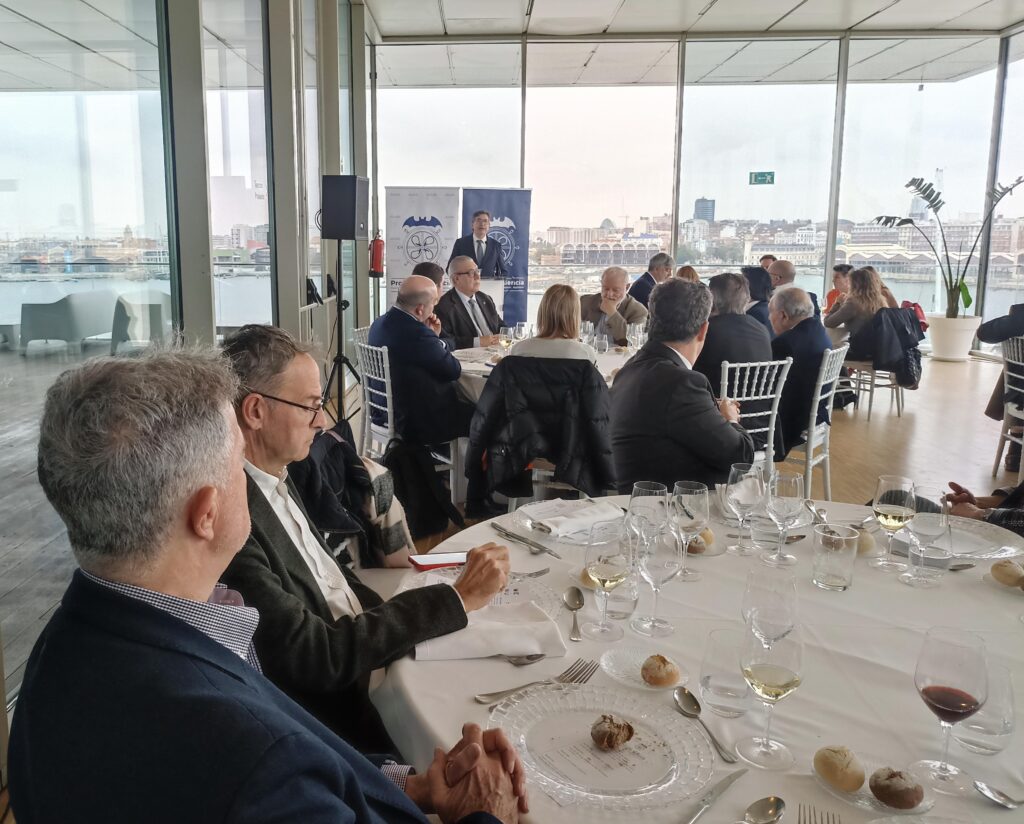 almuerzo propeller 2026